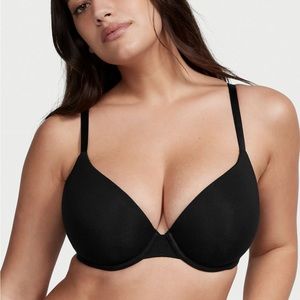 Victoria Secret lightly lined t shirt bra